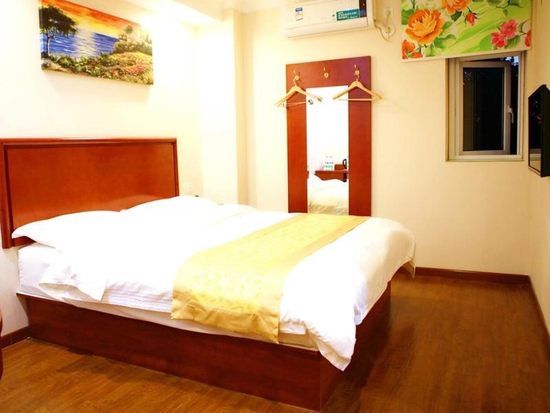 Greentree Inn Shanghai Hongqiao Hub Cao'An Road Huajiang Branch Road Express Hotel Jiading Zewnętrze zdjęcie