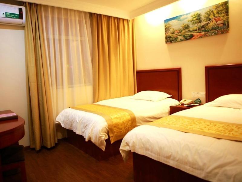 Greentree Inn Shanghai Hongqiao Hub Cao'An Road Huajiang Branch Road Express Hotel Jiading Zewnętrze zdjęcie
