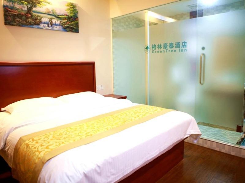 Greentree Inn Shanghai Hongqiao Hub Cao'An Road Huajiang Branch Road Express Hotel Jiading Zewnętrze zdjęcie