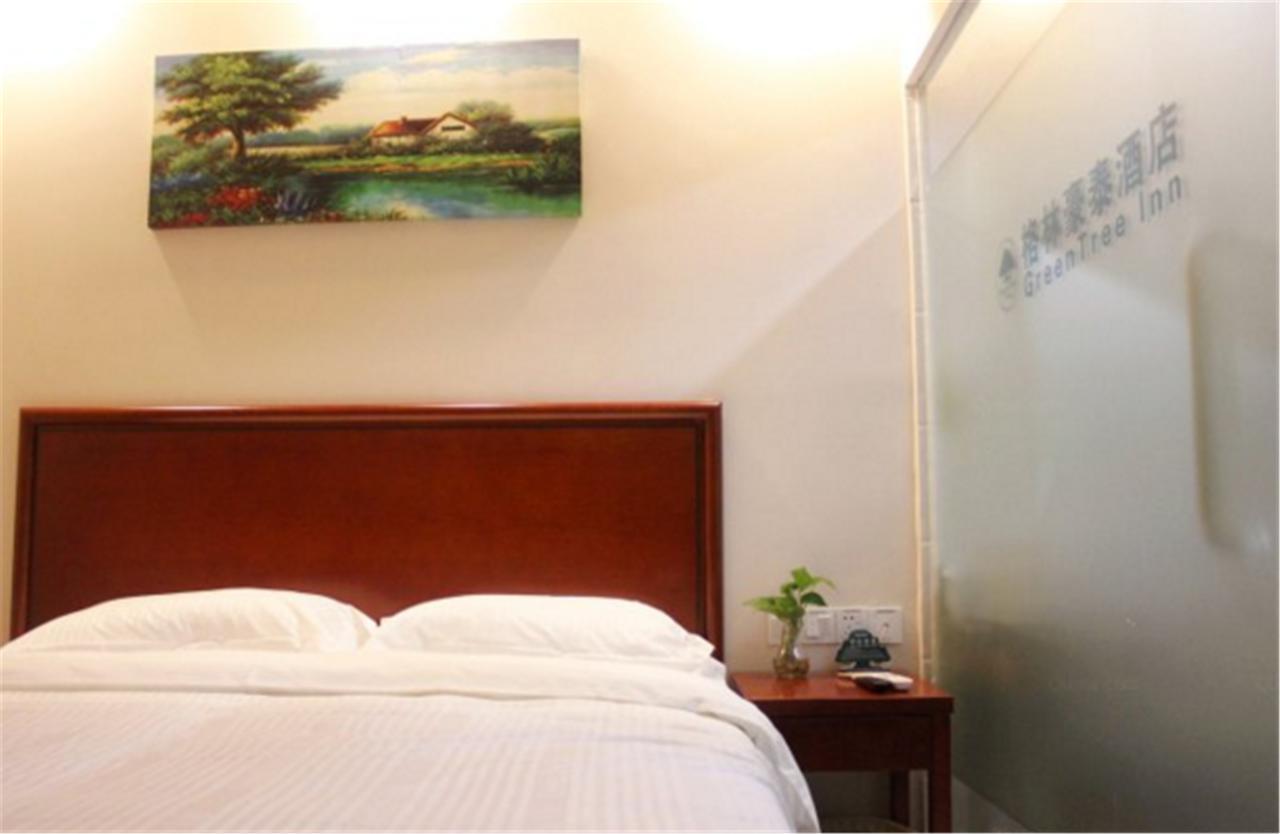 Greentree Inn Shanghai Hongqiao Hub Cao'An Road Huajiang Branch Road Express Hotel Jiading Zewnętrze zdjęcie