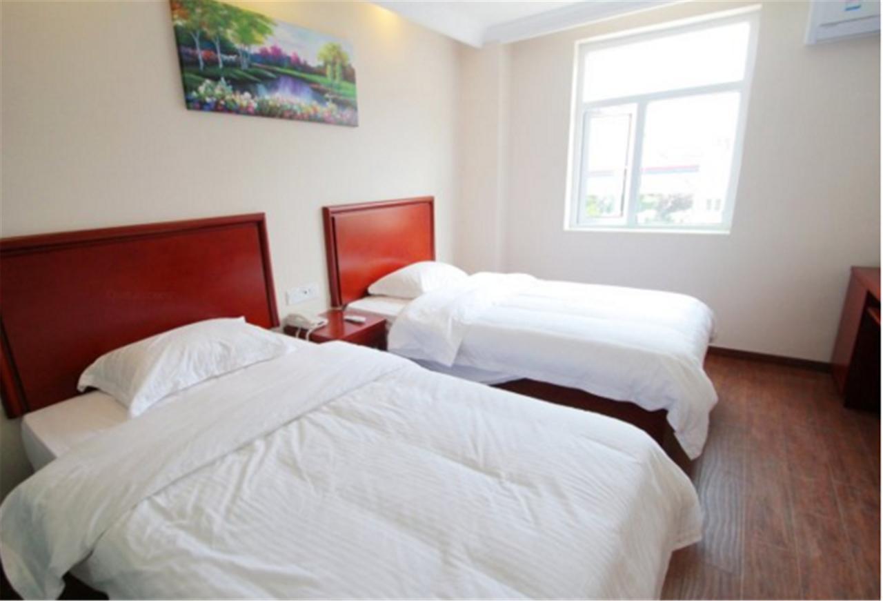 Greentree Inn Shanghai Hongqiao Hub Cao'An Road Huajiang Branch Road Express Hotel Jiading Zewnętrze zdjęcie